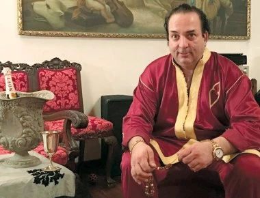 Η μητέρα του Ριχάρδου που ζει μόνιμα στην Βραζιλία αποκαλύπτει ότι... - Οι άγνωστες πτυχές της ζωής του! (βίντεο)